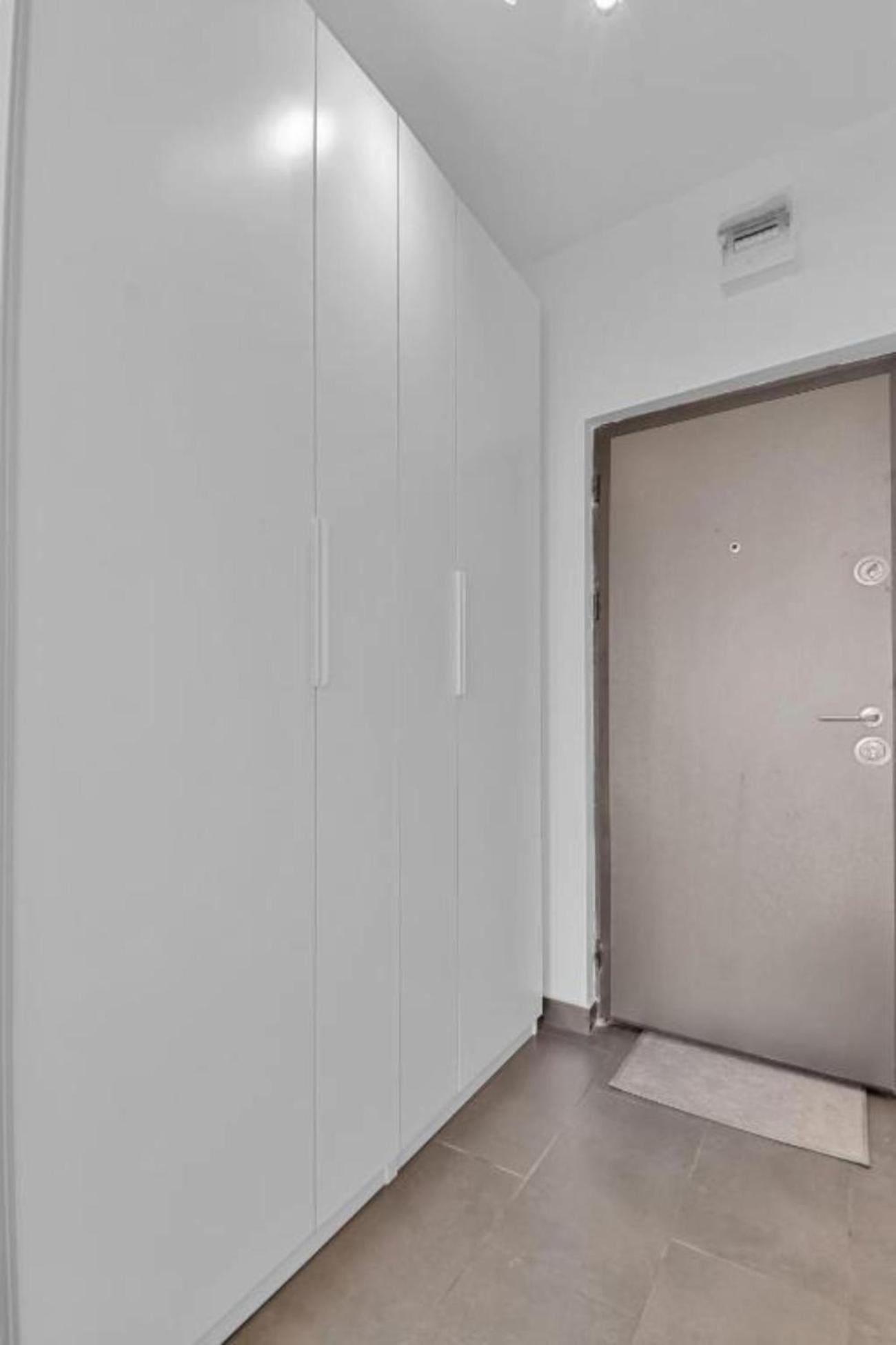 Serene Retreat - Beautifully Designed Studio Bucharest Exterior photo